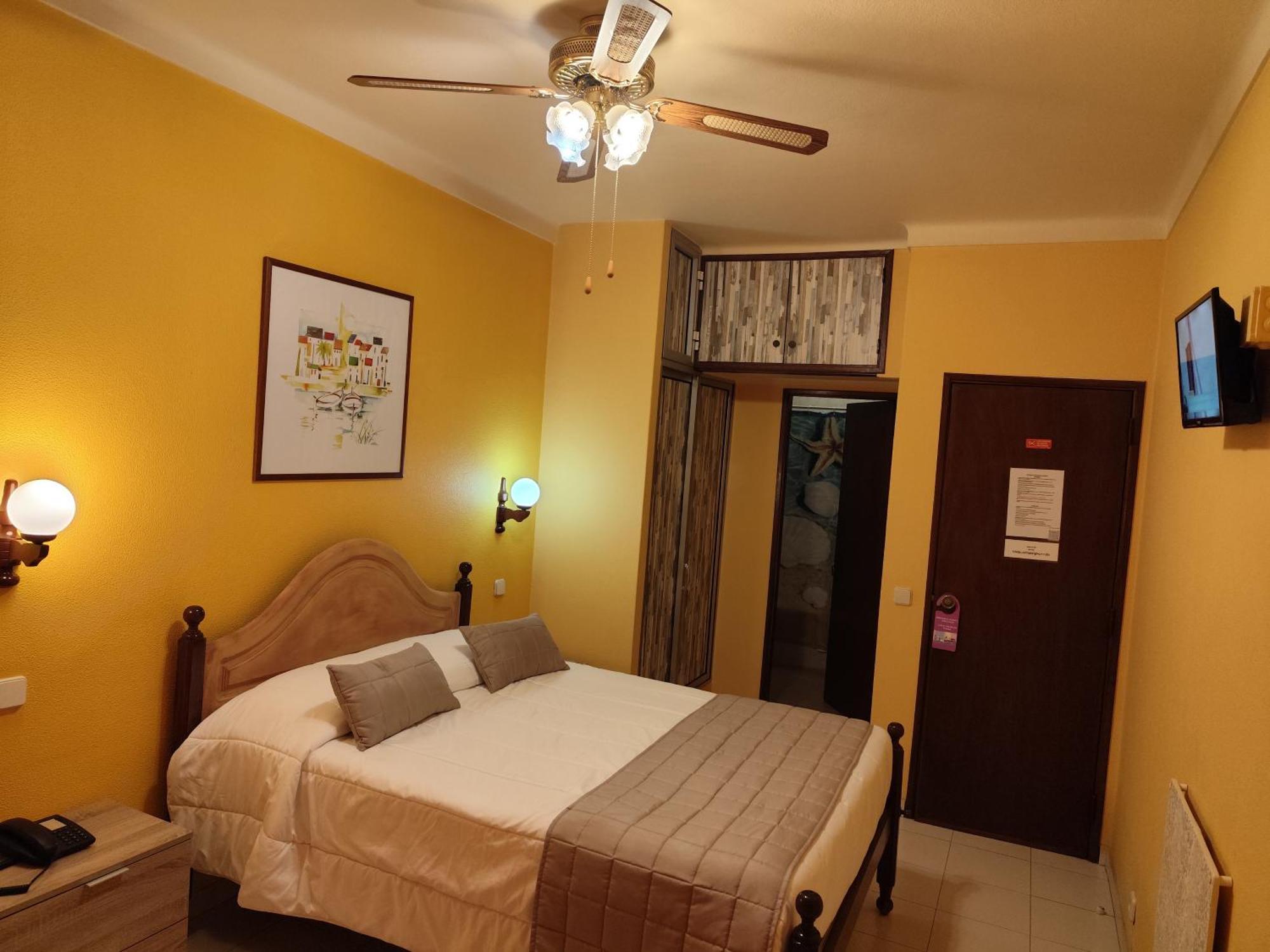 Apartamentos Turisticos Praia Grande Ferragudo  Eksteriør bilde
