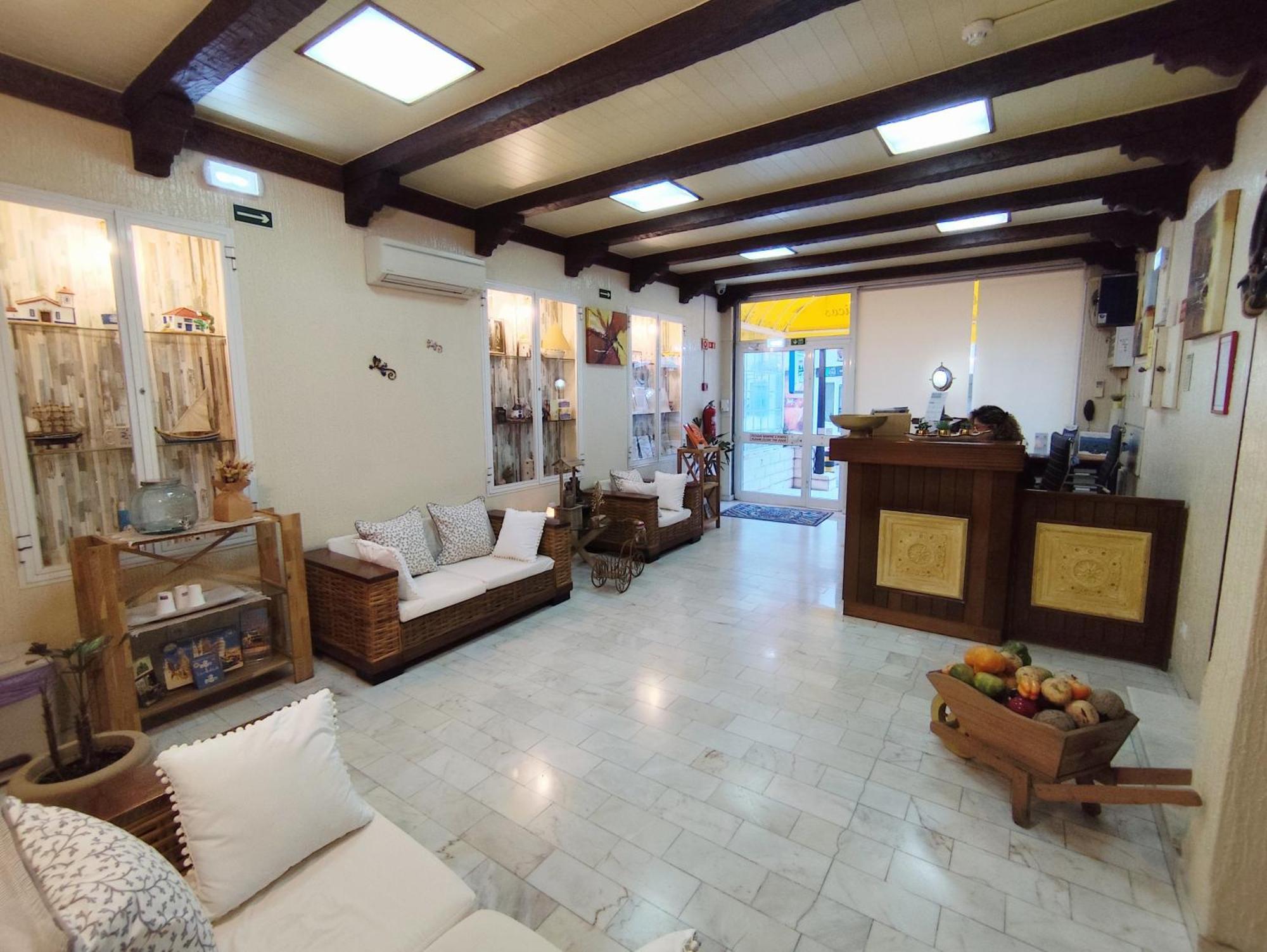 Apartamentos Turisticos Praia Grande Ferragudo  Eksteriør bilde