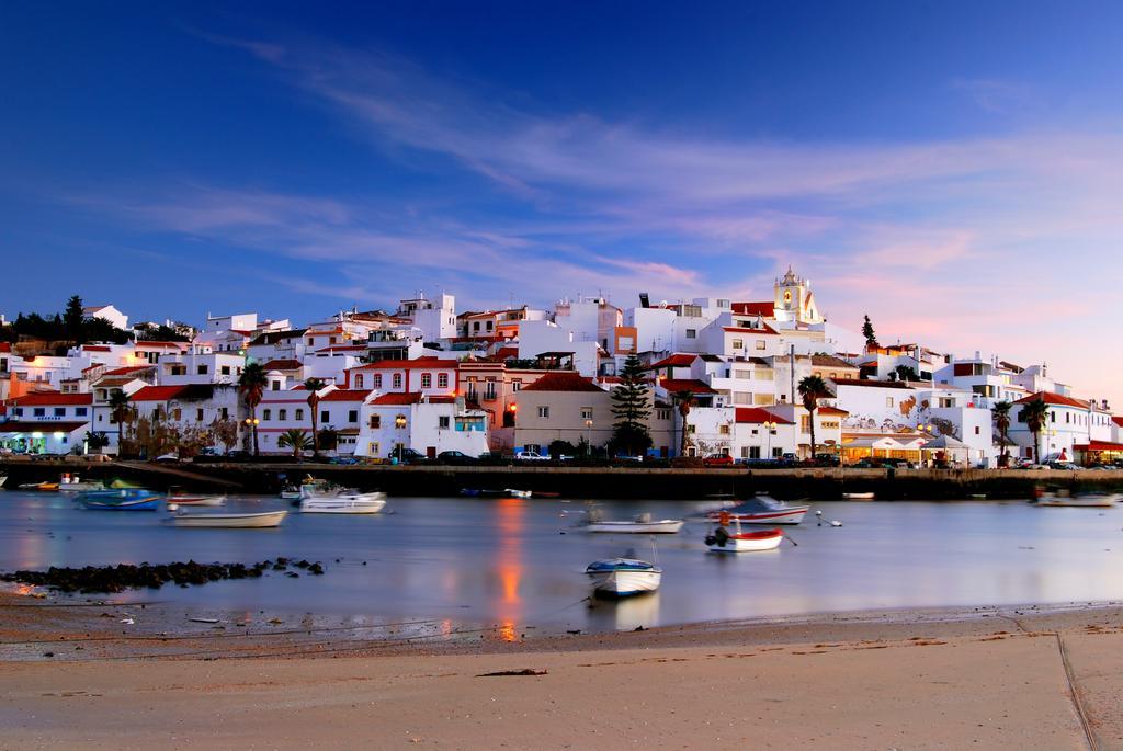 Apartamentos Turisticos Praia Grande Ferragudo  Eksteriør bilde